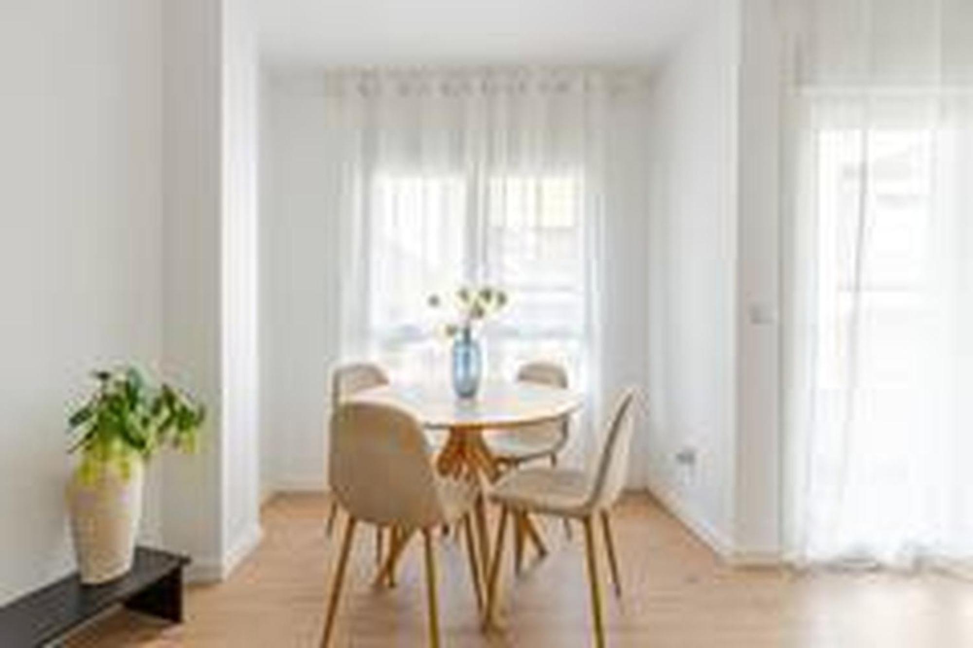 Apartamentos Nuevo Con Aire Y Wifi Águilas Extérieur photo