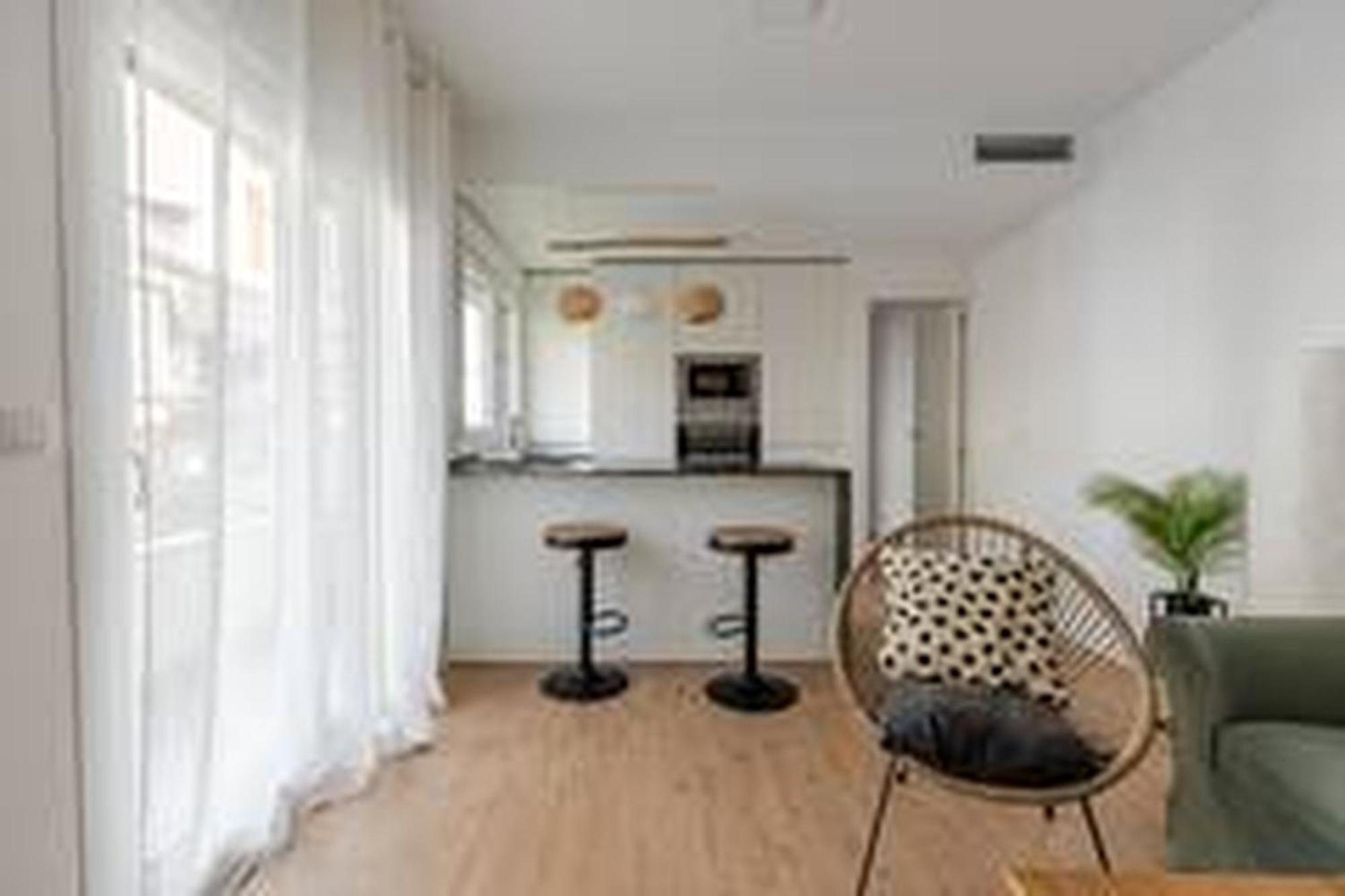 Apartamentos Nuevo Con Aire Y Wifi Águilas Extérieur photo